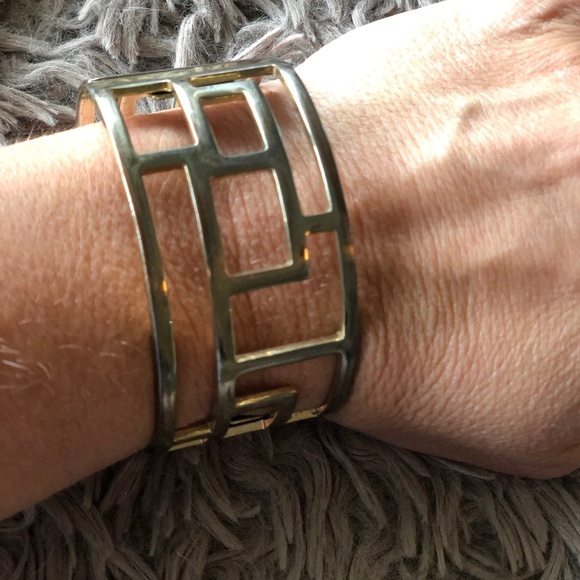 Gold Hinge Bracelet - Picture 5 of 5